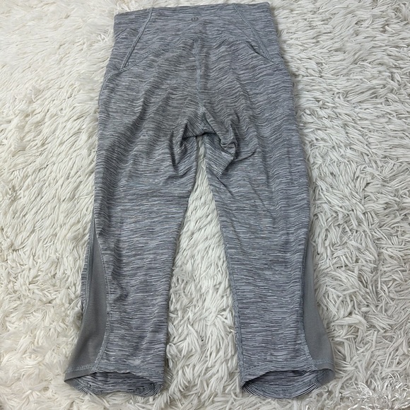 Lululemon Train Times Crop Wee Are From Space Ice Grey Alpine White - Picture 6 of 7